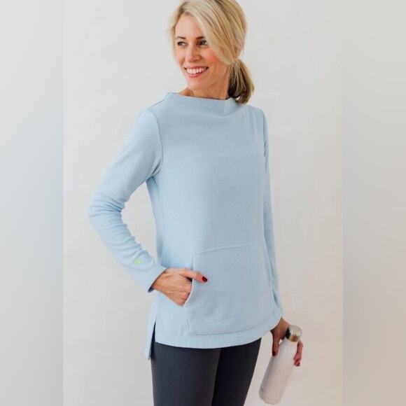 Dudley Stephens Tops - Dudley Stephens Highland High-Low Fleece Pullover Light Blue Size large